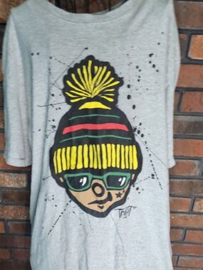 Trukfit Graphic Beanie Character Tee - Light Gray with Yellow, Green, Red